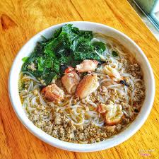 Ảnh minh họa 2: Vi Vu cùng Hoàn gợi ý Bánh Cuốn Chả Mực Bún Cù Kỳ Bà Lan: ăn gì, đi thế nào?