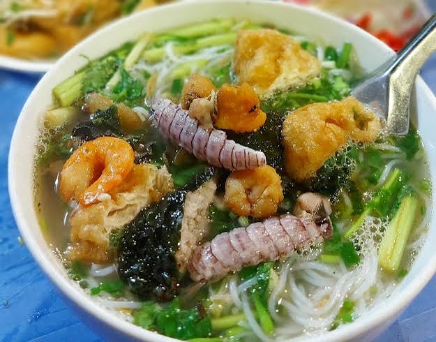 Ảnh minh họa 3: Bún Cù Kỳ Công Đoàn có gì đáng thử? Cẩm nang ăn uống tại Hạ Long