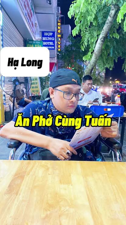 Ảnh minh họa 6: Ăn gì ở Hạ Long? Ghé Phở gà Tuấn Hiếu để thử bữa sáng phở gà dễ ăn ở Bãi Cháy