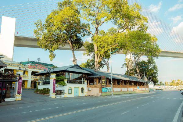 Ảnh minh họa 4: Buffet Sen Á Đông Hạ Long: địa chỉ, món nên thử và kinh nghiệm đi ăn
