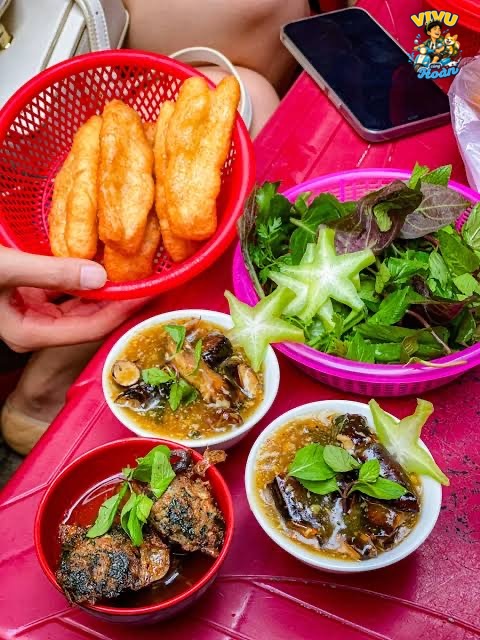 SAM SAM Hạ Long: địa chỉ, món nên thử và kinh nghiệm đi ăn